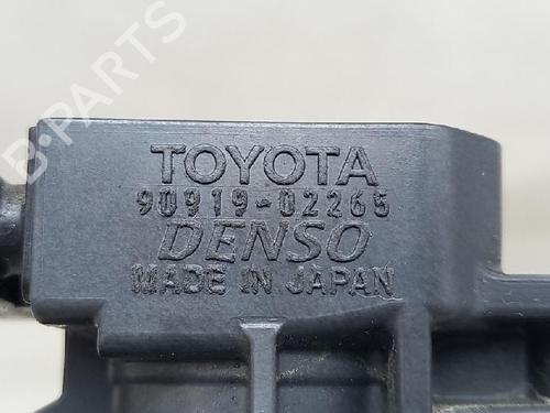 Ignition coil TOYOTA YARIS (_P13_) 1.5 Hybrid (NHP130_, NHP130) | BP27957497M94 
