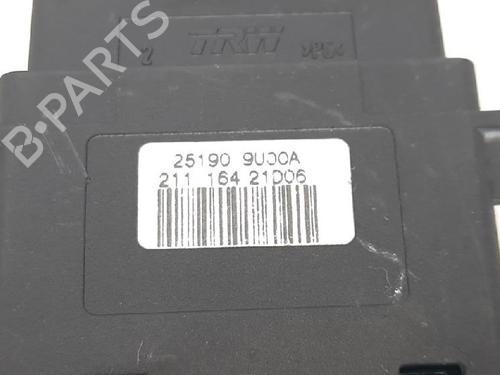 Switch NISSAN MICRA III (K12) 1.2 16V | BP27947552I30