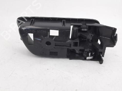 Rear left interior door handle TOYOTA COROLLA Verso (ZER_, ZZE12_, R1_) 1.6 (ZNR10_, ZNR10R) | BP27948243I15 