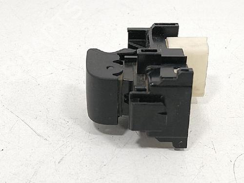 Switch TOYOTA RAV 4 III (_A3_) 2.2 D 4WD (ALA30_, ALA30R) | BP27941967I30 
