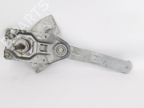Rudehejsemekanisme venstre bagtil FORD FIESTA IV (JA_, JB_) 1.4 i 16V | BP27937956C24 