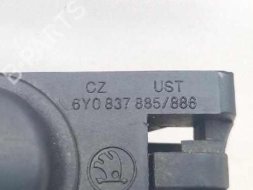 Klamka zewnętrzna drzwi przednich prawych SKODA FABIA I Combi (6Y5) 1.9 TDI | BP27951420C129 