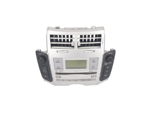 Used Radio TOYOTA YARIS (_P9_) 1.3 VVT-i (SCP90_, SCP90R) (87 hp) 27968419