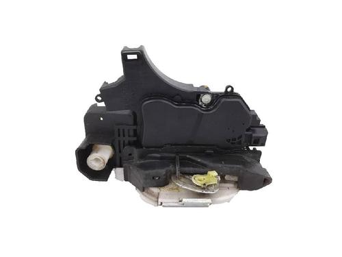 Używane Zamek drzwi przednich prawych MITSUBISHI COLT VI (Z3_A, Z2_A) 1.1 (Z31A, Z32A) (75 hp) 27948722
