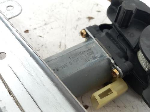 Front left window mechanism FORD FIESTA V (JH_, JD_) 1.25 16V | BP27968713C22