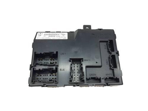 Used Fuse box Fuse box FORD FIESTA VI (CB1, CCN) 1.25 (82 hp) 8245533 8245533