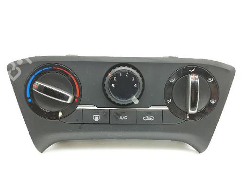 Climate control HYUNDAI i20 II (GB, IB) 1.2 | BP27943003I5