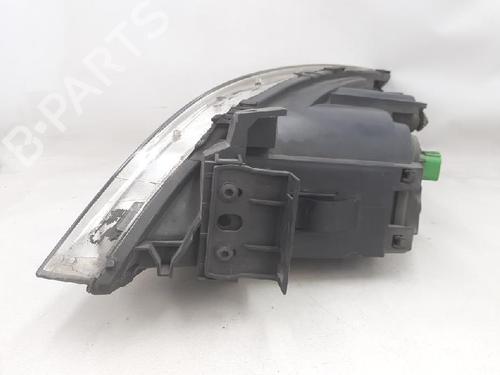 Right headlight FORD MONDEO III Turnier (BWY) 2.0 16V DI / TDDi / TDCi | BP27935015C29 