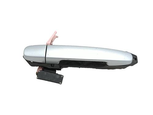 rear-left-exterior-door-handle-daihatsu-materia-m4_-15-2006-7820019 main image