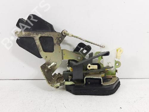 Rear left lock HYUNDAI TUCSON (JM) 2.0 CRDi | BP27952705C100 