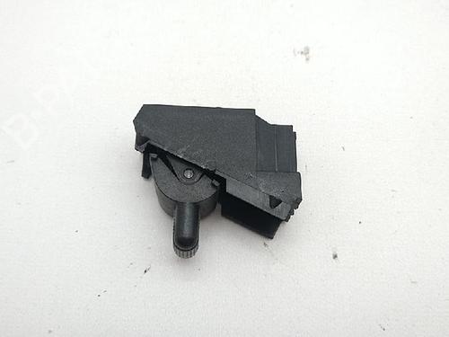 Switch MITSUBISHI CARISMA (DA_) 1.8 (DA2A) | BP27947233I30