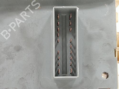Fuse box ALFA ROMEO 147 (937_) 1.9 JTDM 8V (937.AXD1A, 937.AXU1A, 937.BXU1A) | BP27935109E1