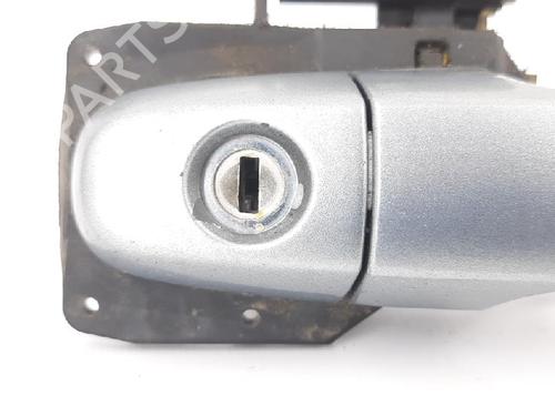Front right exterior door handle TOYOTA YARIS (_P9_) 1.3 VVT-i (SCP90_, SCP90R) | BP27968412C129