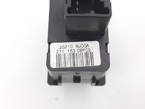 Switch NISSAN MICRA III (K12) 1.2 16V | BP27954760I30
