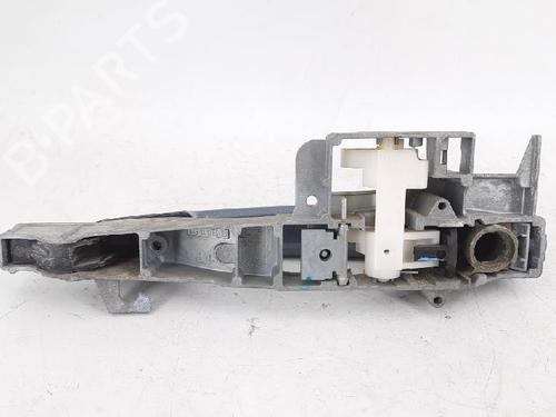 Front right exterior door handle PEUGEOT 407 (6D_) 2.0 HDi 135 (6DRHRH, 6DRHRE, 6DRHRG, 6DRHRJ) | BP27949281C129 