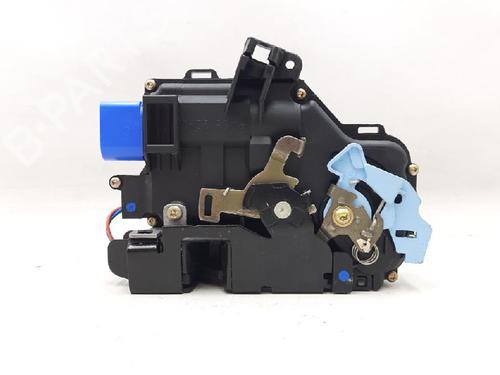 Front right lock VW GOLF PLUS V (5M1, 521) 1.6 FSI | BP27955737C97 