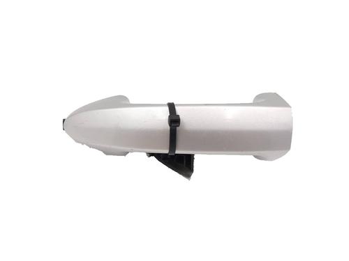 Used Rear right exterior door handle Rear right exterior door handle FORD FIESTA VI (CB1, CCN) 1.4 TDCi (68 hp) 7682318 7682318