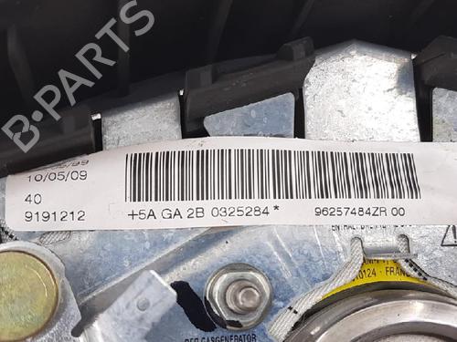 Driver airbag PEUGEOT 206 Hatchback (2A/C) 1.1 i | BP27937984C9 