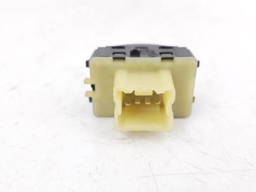 Right front window switch DACIA SANDERO II 1.5 dCi 75 / Blue dCi 75 (B8JW, B8M4, B8AH, B8M7, B8M6) | BP27949434I26 