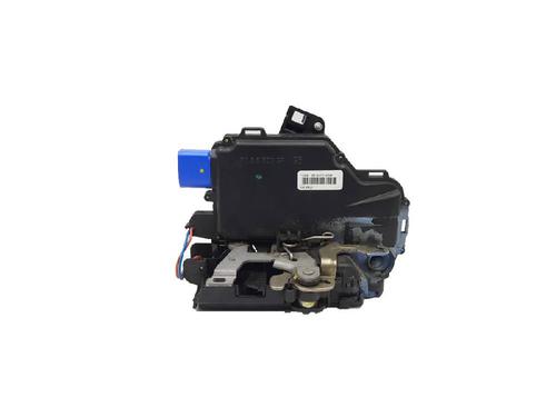 Used Front left lock VW POLO (9N_, 9A_) 1.2 12V (64 hp) 27948798