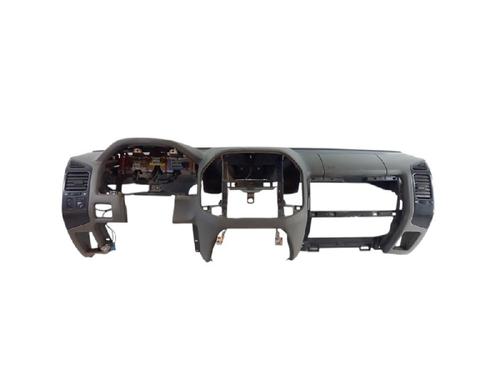 Used Dashboard MITSUBISHI PAJERO CLASSIC (V2_W, V6_W, V7_W) 2.5 TD (V24W) (115 hp) 27969675