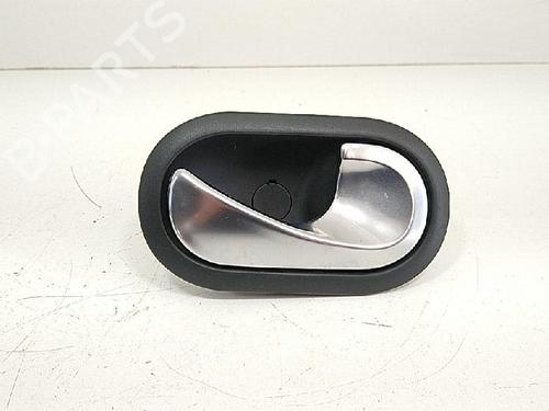 Højre bagtil invendig håndtag RENAULT CLIO III (BR0/1, CR0/1) 1.2 16V (BR02, BR0J, BR11, CR02, CR0J, CR11) | BP27941164I16 