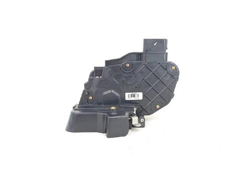 Used Front right lock VOLVO V50 (545) 2.0 D (136 hp) 27951466