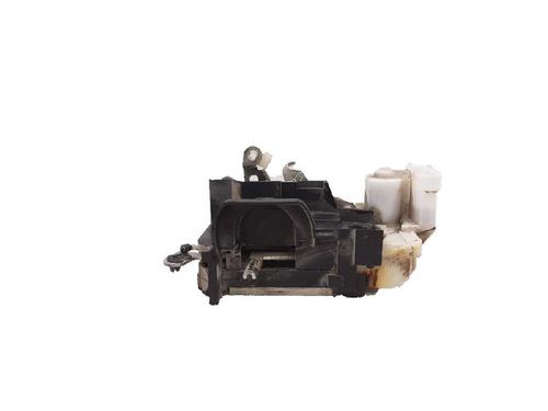 Używane Zamek drzwi przednich prawych FIAT PUNTO (188_) 1.2 16V 80 (188.233, .235, .253, .255, .333, .353, .639,... (80 hp) 27949019