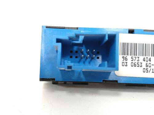 Switch PEUGEOT 1007 (KM_) 1.4 | BP27941195I30