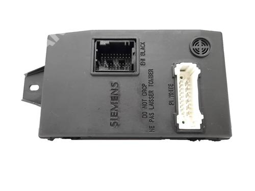 fuse-box-dacia-sandero-14-bs0c-bs0a-bs0g-bs1f-bs0e-8200296328b-2008-9306589 main image