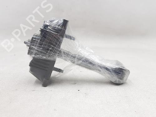 Hinge/Door check strap TOYOTA AVENSIS Estate (_T25_) 1.8 VVT-i (ZZT251_, ZZT251R) | BP27955240C146 
