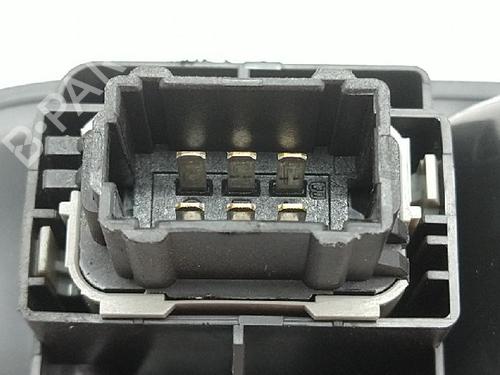 Right front window switch RENAULT CLIO III (BR0/1, CR0/1) 1.2 16V (BR02, BR0J, BR11, CR02, CR0J, CR11) | BP27947207I26