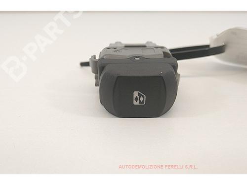 Used Right front window switch Right front window switch RENAULT MEGANE II (BM0/1_, CM0/1_) 1.5 dCi (BM0F, BM0T, BM2B, CM0F, CM0T) (82 hp) 7687812 7687812