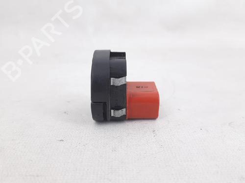 Right front window switch FORD FIESTA V (JH_, JD_) 1.4 TDCi | BP27937633I26 