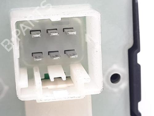 Switch DODGE CALIBER 2.0 CRD | BP27949411I30