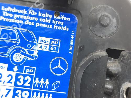 Fuel flap MERCEDES-BENZ M-CLASS (W163) ML 320 (163.154) | BP27950464C131 