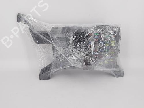 Fuse box JAGUAR X-TYPE I (X400) 2.0 D | BP27967132E1 