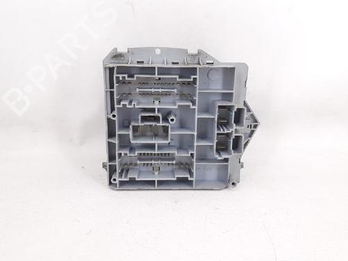 Fuse box ALFA ROMEO 147 (937_) 1.6 16V T.SPARK ECO (937.AXA1A, 937.BXA1A) | BP27934567E1 