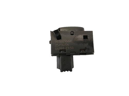 Used Left rear window switch Left rear window switch PEUGEOT 307 (3A/C) 1.6 HDi 110 (109 hp) 7689974 7689974