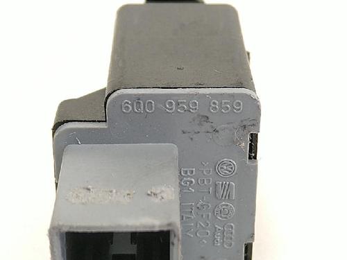 Spak kontakt VW POLO IV (9N_, 9A_) 1.4 16V | BP27941249I30 