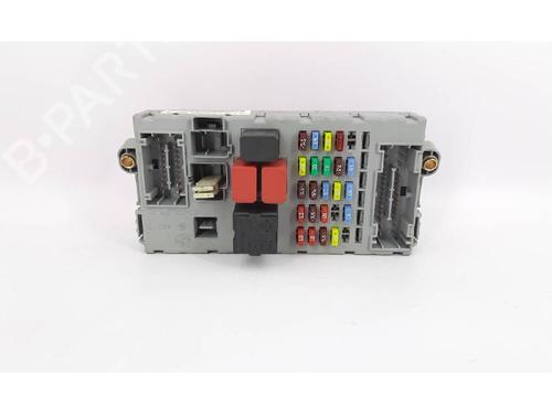 Sikringsdose FIAT PUNTO (188_) 1.2 Natural Power (60 hp) 27961420