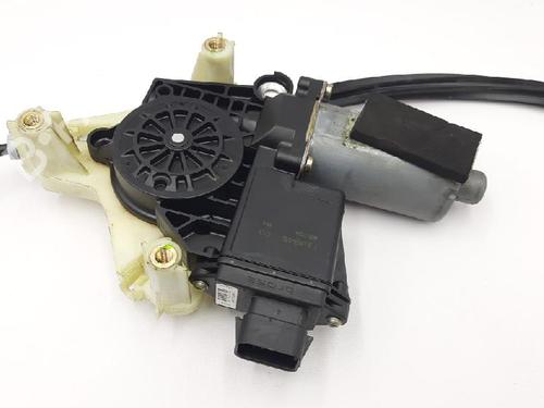 Rear right window mechanism MITSUBISHI CARISMA (DA_) 1.8 (DA2A) | BP27947258C25 