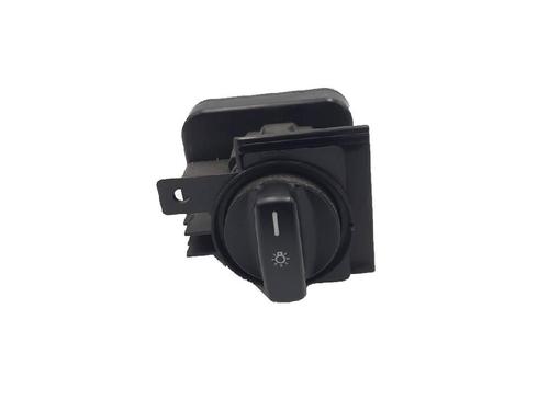 Used Headlight switch MERCEDES-BENZ A-CLASS (W169) A 150 (169.031, 169.331) (95 hp) 27948162