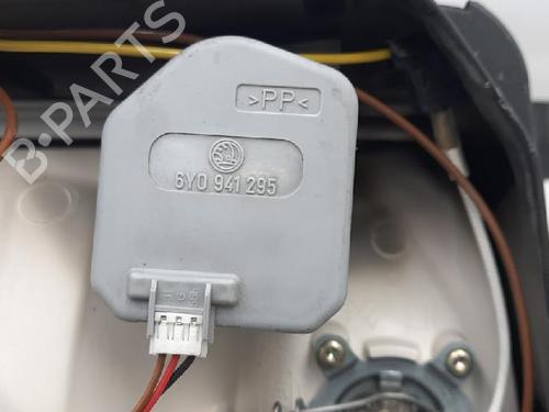 Højre forlygte SKODA FABIA I (6Y2) 1.4 | BP27949248C29 