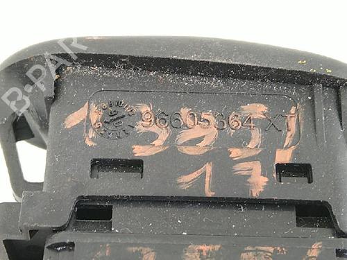 Right front window switch CITROËN C3 I (FC_, FN_) 1.4 i | BP27941289I26 
