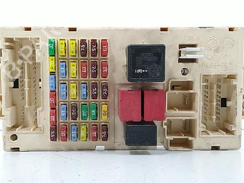 Fuse box ALFA ROMEO 147 (937_) 1.9 JTDM 8V (937.AXD1A, 937.AXU1A, 937.BXU1A) | BP27935109E1