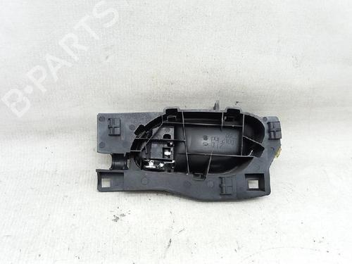 Maniglia interna anteriore destra PEUGEOT 407 SW (6E_, 6D_) 2.0 HDi 135 | BP27957829I14