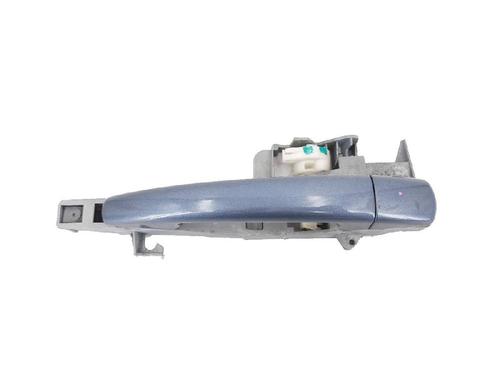 Used Rear left exterior door handle PEUGEOT 407 (6D_) 2.0 HDi 135 (6DRHRH, 6DRHRE, 6DRHRG, 6DRHRJ) (136 hp) 27949279