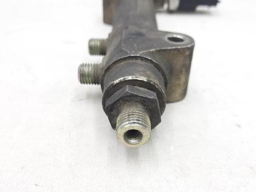 Injection rail CHRYSLER VOYAGER IV (RG, RS) 2.5 CRD | BP27939577M98