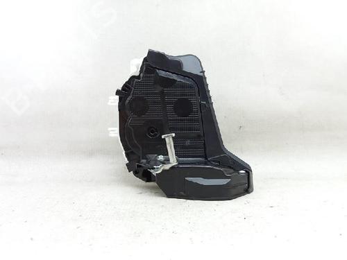 Rear left lock TOYOTA YARIS (_P13_) 1.5 Hybrid (NHP130_, NHP130) | BP27957905C100 